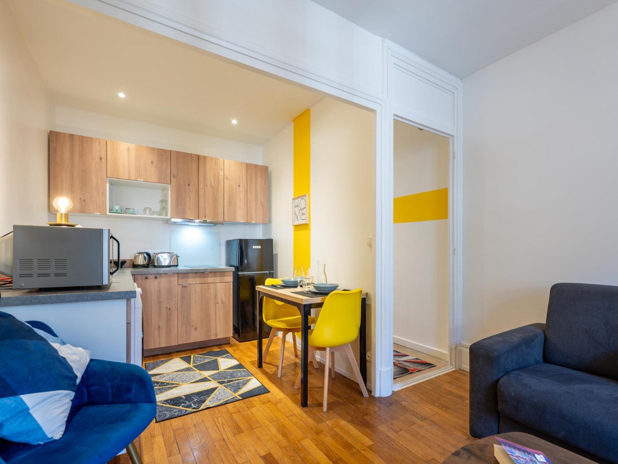 Le Dedieu - Hypercentre Garage Gratuit Wifi Netflix Amazon Prime Villeurbanne Exterior foto